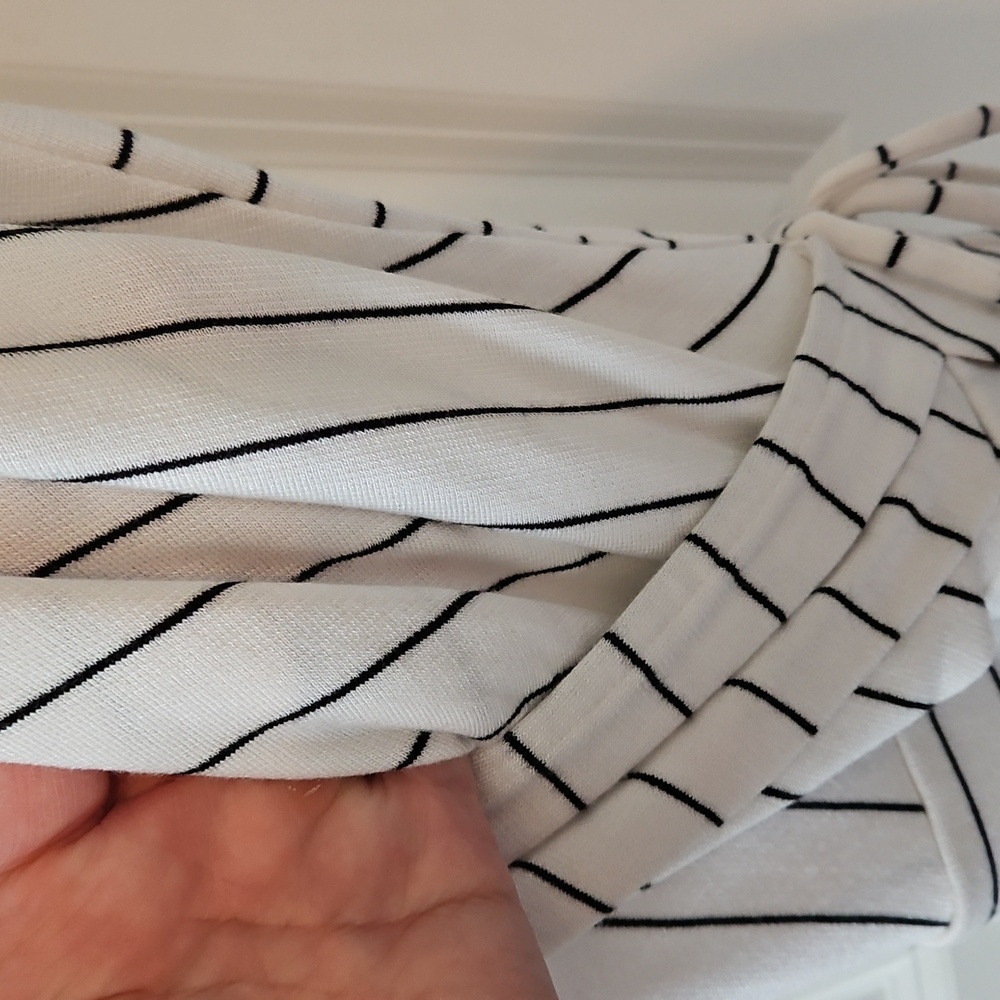 41 Hawthorn Striped Dress - Picture 5 of 8